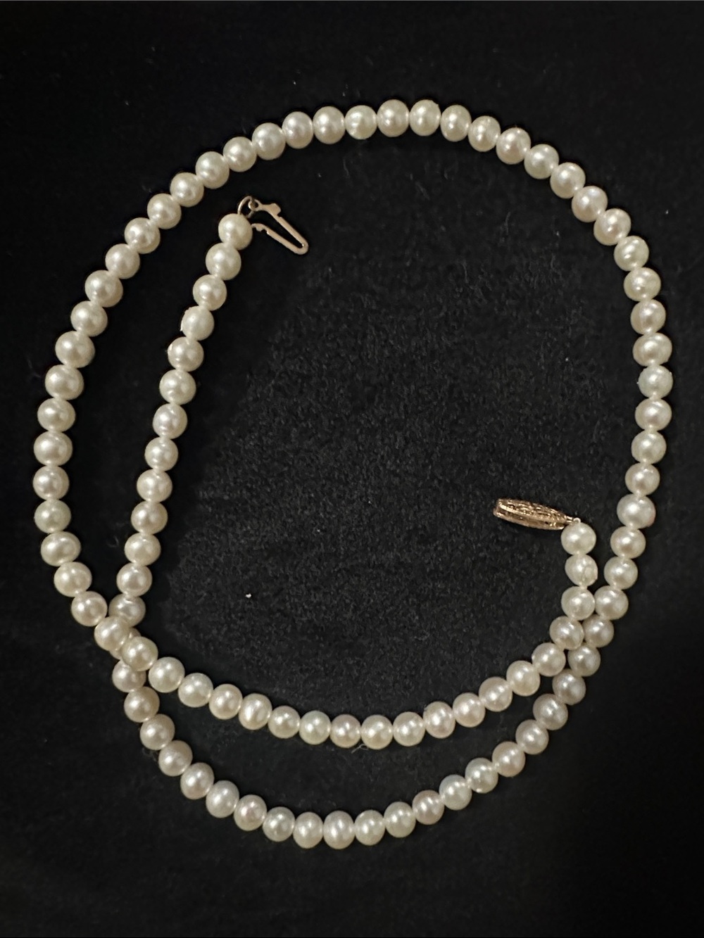 14k White Pearl Necklace